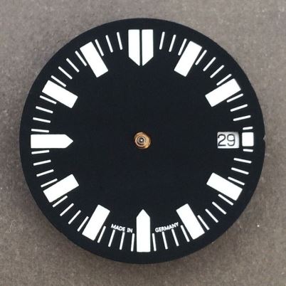 Cadran de montre émaillé BGW9