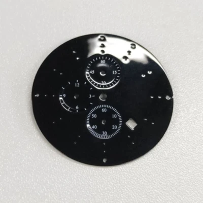 Cadran en émail pour montre chronographe